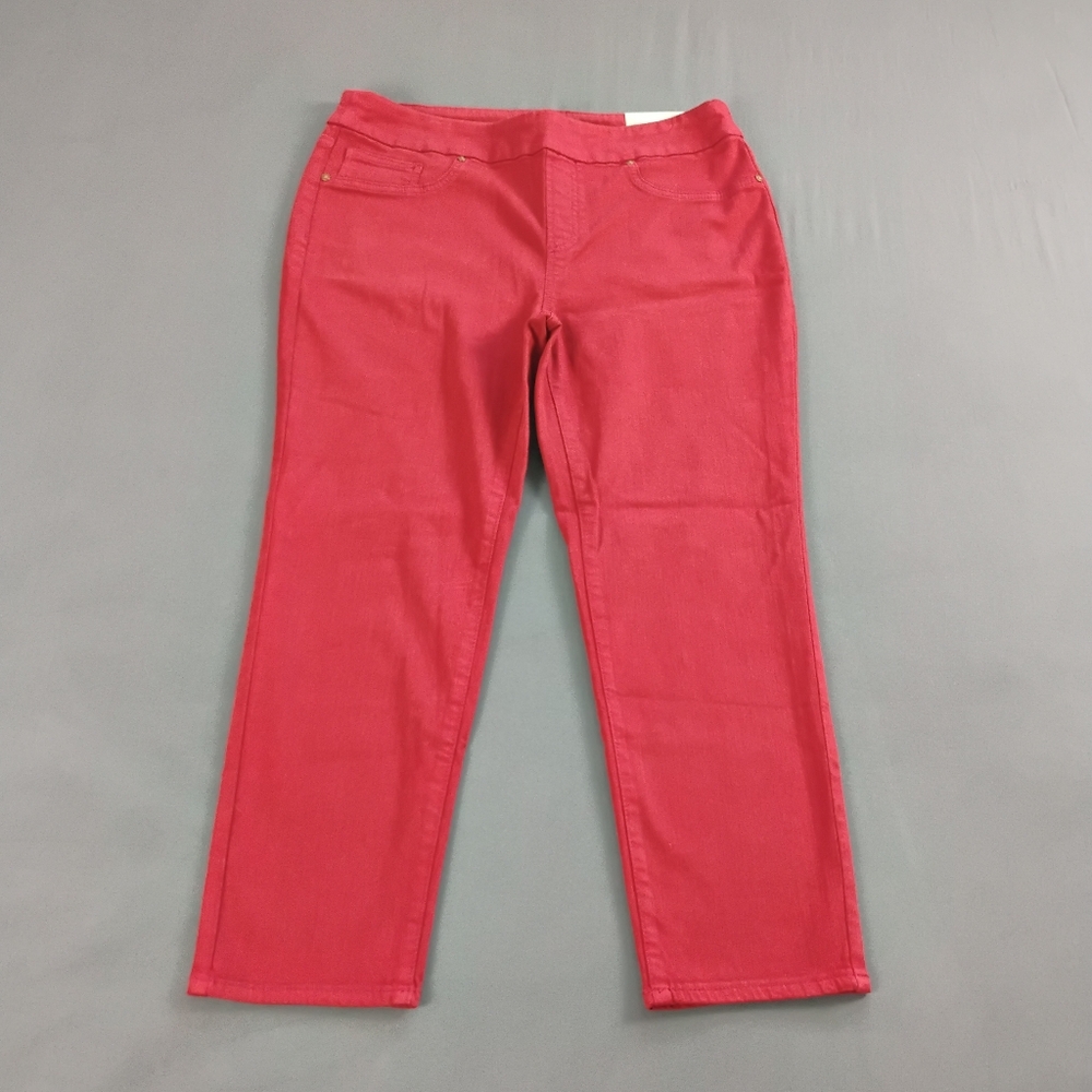 Chico's  pull-On Jegging Ankle Pants Women's Size 2P Red Shape Effect NEW